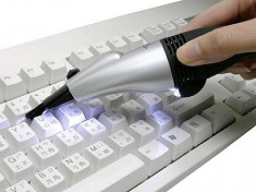 Mini aspirator USB cu LED pentru laptop, tastaturi PC, etc 49068 foto