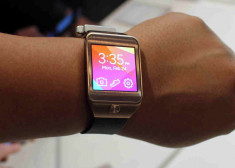 Samsung s5 + ceas samsung smart gear 2 gold foto