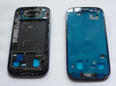 Carcasa rama pt. Samsung Galaxy S3 i9300,noua(mijloc,neagra,silver) foto