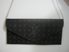 GEANTA PLIC LOUIS VUITTON -SUPERBA ,PRET MICUT! foto