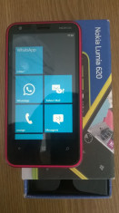 Nokia Lumia 620 foto