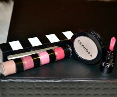 set 2 produse machiaj Marca SEPHORA luciu buze gloss 4 culori + fard pleoape crem deschis cu sclipici foto