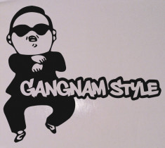 Gangnam Style_Stickere Diverse_Perete_Auto_DIV-057-Dimensiune: 15 cm. X 13.5 cm. - Orice culoare, Orice dimensiune foto