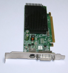 **SUPER-PRET !!**PLACA VIDEO ATI Radeon X1550 128Mb+512Mb Turbocache, DDR2, DVI, S-VIDEO, PCI-Express...PROBA !!...GARANTIE !! foto