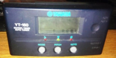 Vind un acordor/tuner electronic Yamaha pentru chitara si bass Yamaha YT -150 Guitar/Bass autotuner ! foto