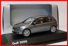 2008 - VOLKSWAGEN GOLF VI (scara 1/43) SCHUCO foto