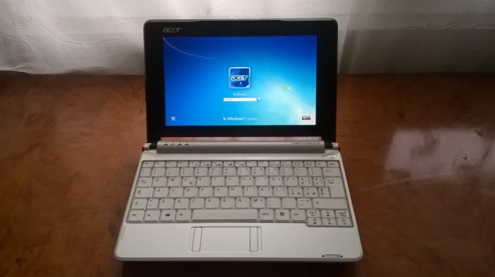 Vand Notebook Acer One Aspire