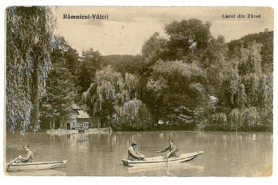 114 - Rm. VALCEA, lacul din Zavoi - old postcard - used - 1937 foto