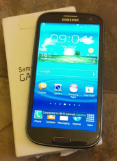 Samsung Galaxy S3 i9300 16GB albastru la cutie aproape impecabil foto