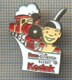 1647 INSIGNA - EURO DISNEY -RESORT KODAK (locomotiva cu aburi) -starea care se vede