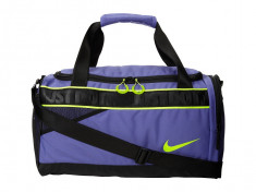 Geanta femei 444 Nike Varsity Duffel | Produs 100% original | Livrare cca 10 zile lucratoare | Aducem pe comanda orice produs din SUA foto