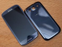 Samsung Galaxy s3 Blue - ASPECT IMPECABIL CA NOU - FARA URME DE FOLOSIRE foto