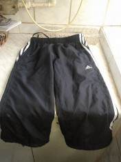 Vand Pantaloni de trening Adidas 3 sferturi foto