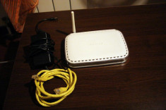 ROUTER WIRELESS | NETGEAR WGR614 V7 | 802.11B/G | SWITCH 4 PORTURI 10/100 | ALIMENTATOR SI CABLU ETHERNET foto