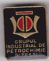 Insigna Grupul Industrial de Petrochimie Pitesti foto