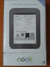 Nook Simple Touch eBook Reader Wi-Fi, Memorie totala 2GBdin care 1gb soft, 750mb pentru carti si 250mb spatiu liber, NOI, Sigilate, foto