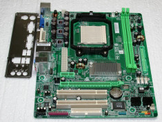 Placa de baza AM2 BIOSTAR GF7050-M2 , 2xDDR2, 4xSATA, slot PCI-Ex, tablita, TESTATA !! ..GARANTIE !! foto