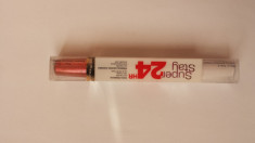 RUJ MAYBELLINE SUPERSTAY 24 H -538 CRIMSON CRYSTAL foto