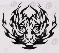 Tribal Tiger_Sticker Auto_Perete_TRIB-017-Dimensiune: 35 cm. X 31.5 cm. - Orice culoare, Orice dimensiune foto