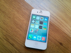 iPhone 4 8GB - NEVERLOCK - fara cont de iCloud pe el foto