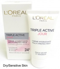 Crema de fa?a L&amp;#039;Oreal Dermo Expertise Triple Active Day Dry / Sensitive Skin foto