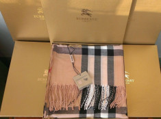 ESARFA BURBERRY LONDON UNISEX MARO + CUTIE BURBERRY / POZE REALE foto