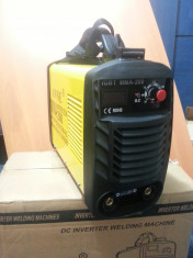 Aparat de sudura Inverter/Invertor MMA-200 cu afisaj electronic si cu pachet de functii &amp;quot;Anti Stick &amp;amp;amp;amp;amp;amp;amp; Hot Start&amp;quot; foto