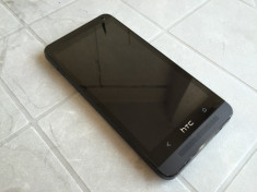 HTC One 32GB Black W802T DualSIM , Dual StandBy stare excellent , ORIGINAL - 1199 LEI ! Okazie ! foto