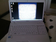 Laptop Toshiba foto
