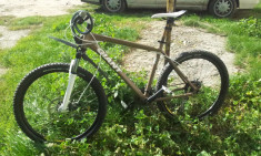 Bicicleta MTB GIANT cadru M foto