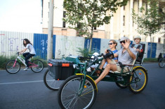 Cvadricicleta / Velomobil / Bicicleta cu 4 roti foto