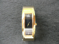 CEAS DAMA CALVIN KLEIN (CK) CITIFIED CONECT GOLD EDITION-SUPERB-AUTOINCHIDERE ARC-COLECTIE 2014-GARANTIE-CUTIE CADOU-LIVRARE GRATUITA-POZE100% REALE foto