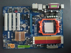 placa de baza motherboard GIGABYTE GA-M52L-S3 socket AM2 DDR2 foto