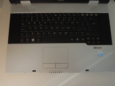 Vand ieftin laptop performant Fujitsu Siemens V6535 in stare foarte buna foto