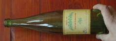 Sticla din perioada comunista - eticheta originala - sticla de vin T&amp;amp;icirc;rgu Jiu ( Targu Jiu ) - vin de regiune !!! foto