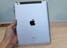 iPad 4 32GB 4G negru foto