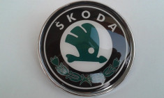 Vand embleme NOI Skoda capota / portbagaj foto