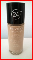 Revlon COLORSTAY - ten mixt / gras / oily - 150 BUFF foto