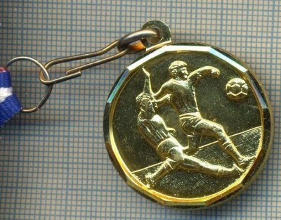 ATAM2001 MEDALIE 48 -SPORT -FOTBAL - PANGLICA TRICOLORUL FRANTEI -ROSU, ALB, ALBASTRU- starea care se vede foto