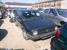 Dezmembrez Volkswagen Golf 2 an &amp;#039;89 foto