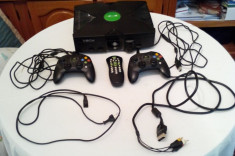 XBOX clasic perfect functional, cu accesorii complete si 12 jocuri foto