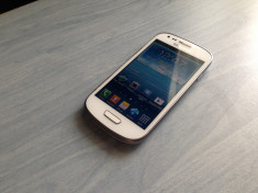 SAMSUNG Galaxy S3 Mini white impecabil !! foto