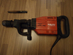 Ciocan demolator HILTI TE 905 AVR + SPIT foto