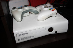 Xbox 360Sim Alb + Kinect foto