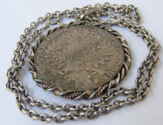 Lant vechi din argint cu medalion taler Maria Tereza - de colectie foto