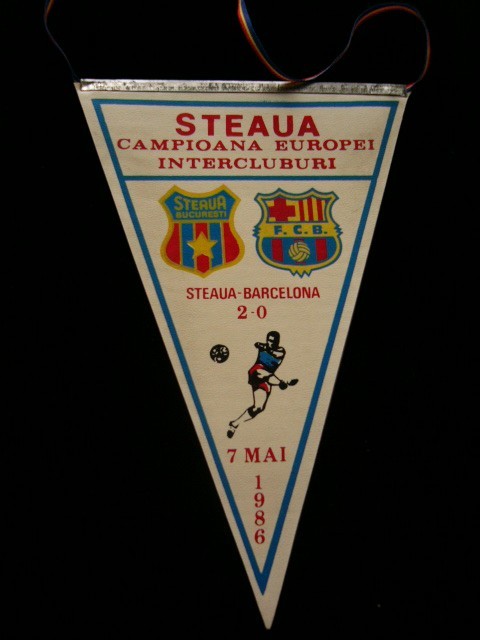 Steaua Bucuresti AS Monaco fanion coupe d'Europe 1993 football pennant wimpel