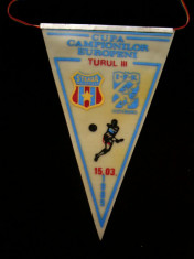 PENTRU UN FAN STEAUA BUCURESTI - FANION - STEAUA BUCURESTI - GOTEBORG - CUPA CAMPIONILOR EUROPENI - 15 MARTIE 1989 foto