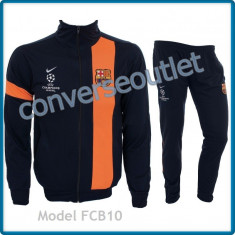 Trening NIKE - FC BARCELONA - Bluza NIKE si Pantaloni Conici NIKE - Modele si Culori diverse - Pret special - LIVRARE GRATUITA - foto