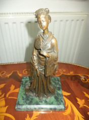 Statueta superba din bronz pe postam. din marmura verde 19 cm h foto
