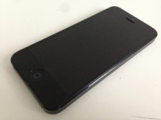 APPLE IPHONE 5 16GB BLACK stare buna , codat VODAFONE Ro + accesorii ! Foto REALE ! foto